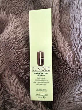 Clinique Even Better Clinical Dark Spot Clearing Serum - travel Size .34 oz